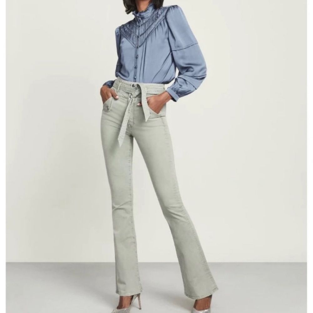 Veronica Beard Light Gray Flare Jeans with Self-Tie Belt